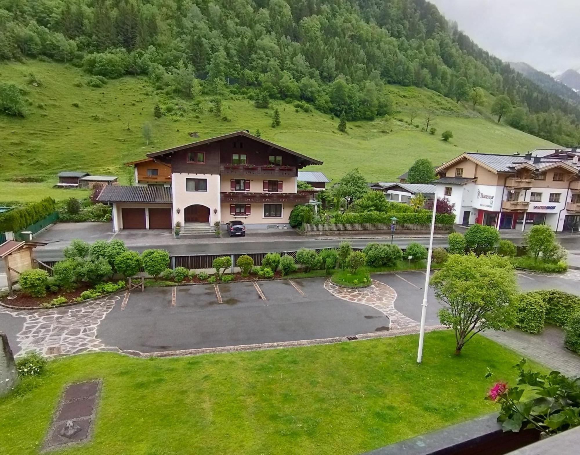 Pension Andrea Fusch an der Grossglocknerstrasse Екстериор снимка